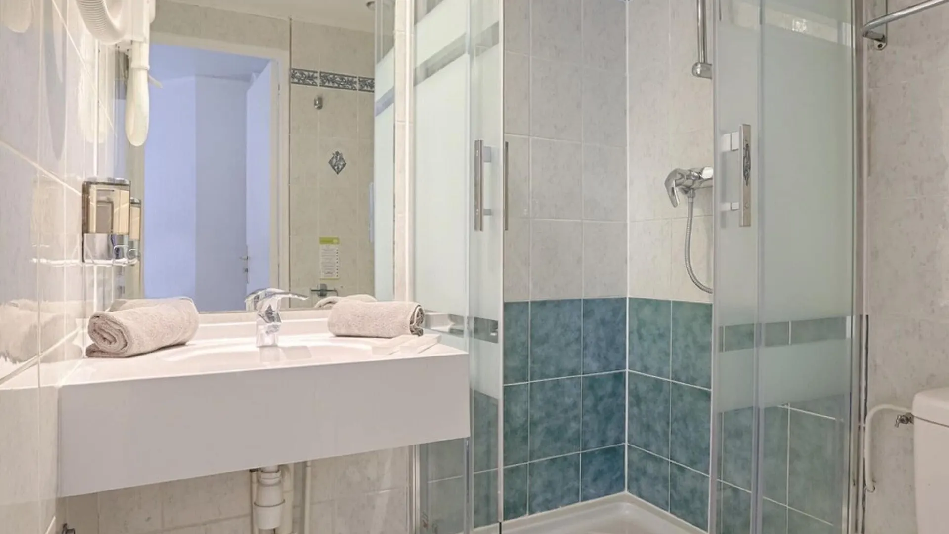 Hotel Le Hameau De Passy 2*